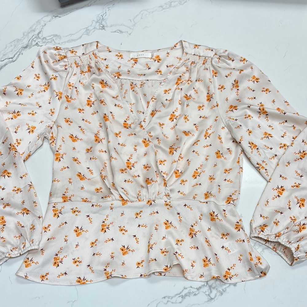 Lush size large Cream & Flower Long Sleeve Peplum Blouse